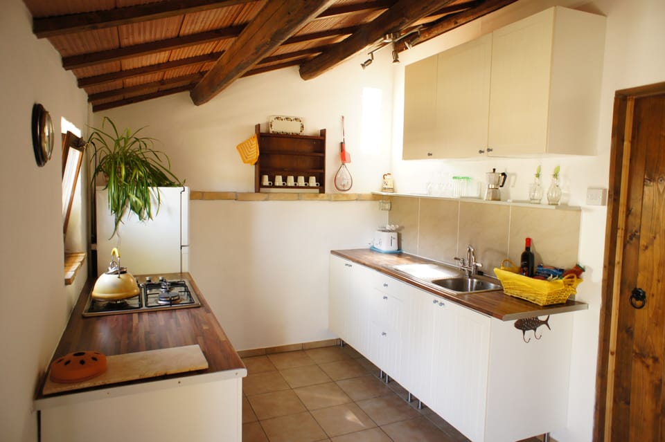 Fully equipped modern kitchen