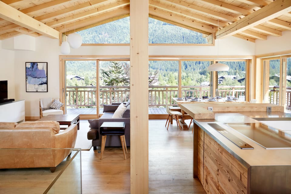 Open plan living 2 - Marmotte Mountain Eco Lodge - Chamonix Chalet
