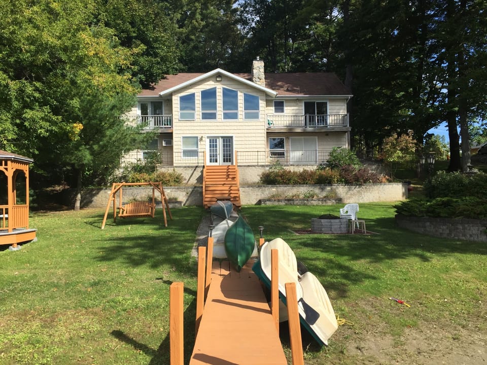 Front of House from Lake Sunnyside