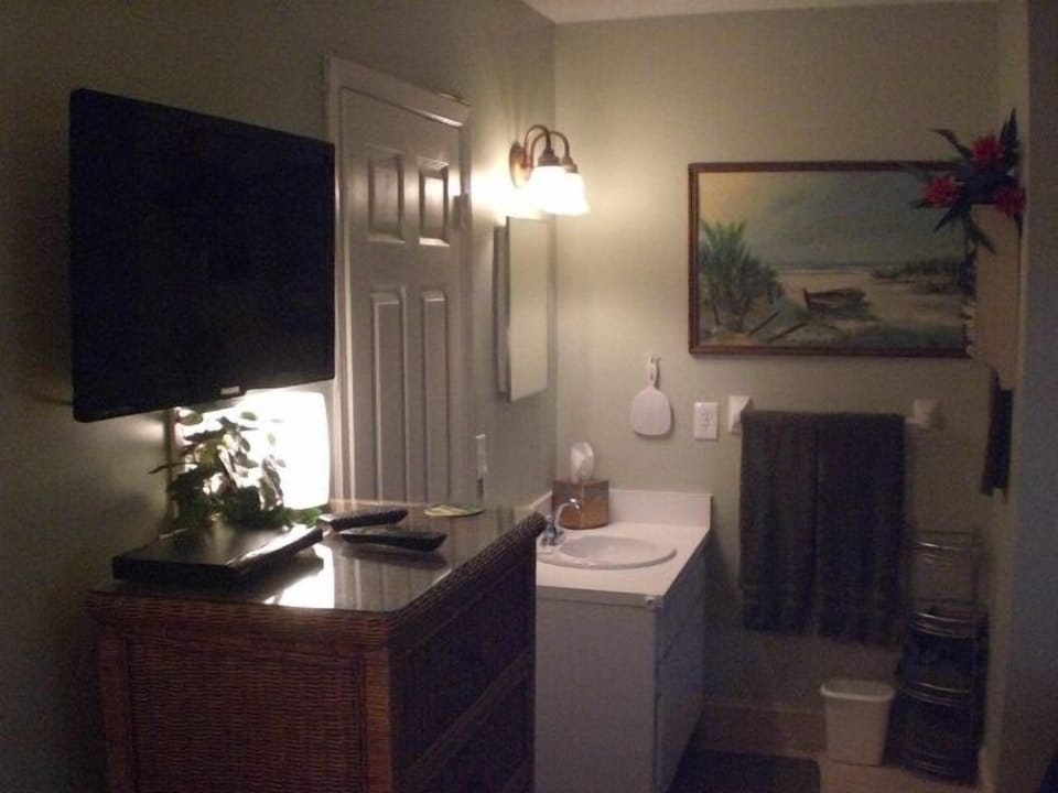 Private 2nd vanity in your bedroom