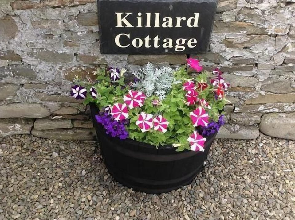 Killard Cottage Sign- watch out for this when arriving!