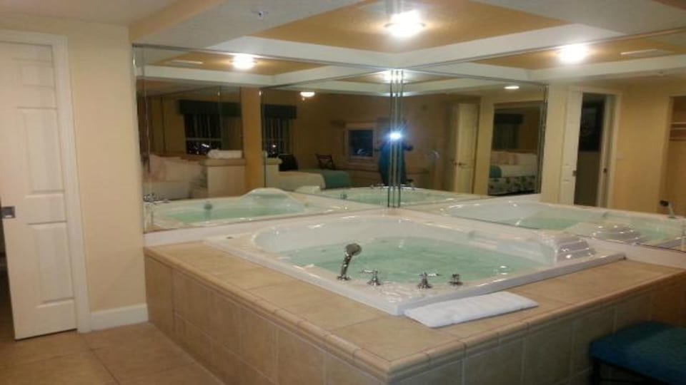 Jacuzzi
