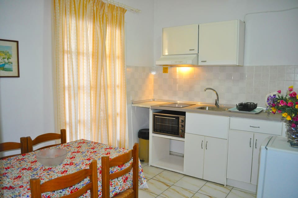 Dining area and kitchen