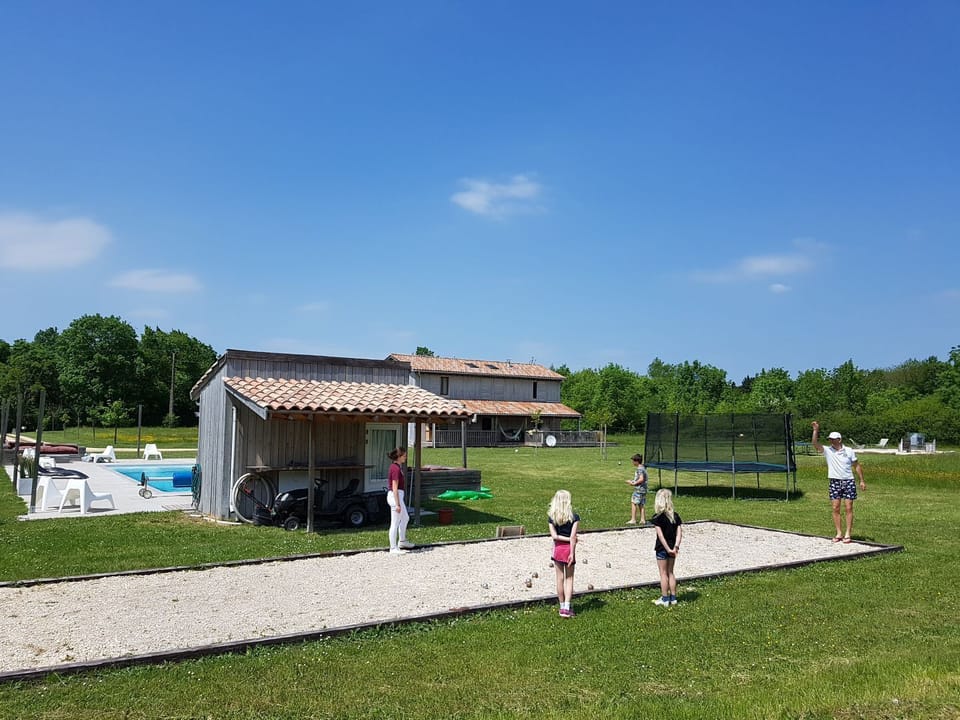 Sport court