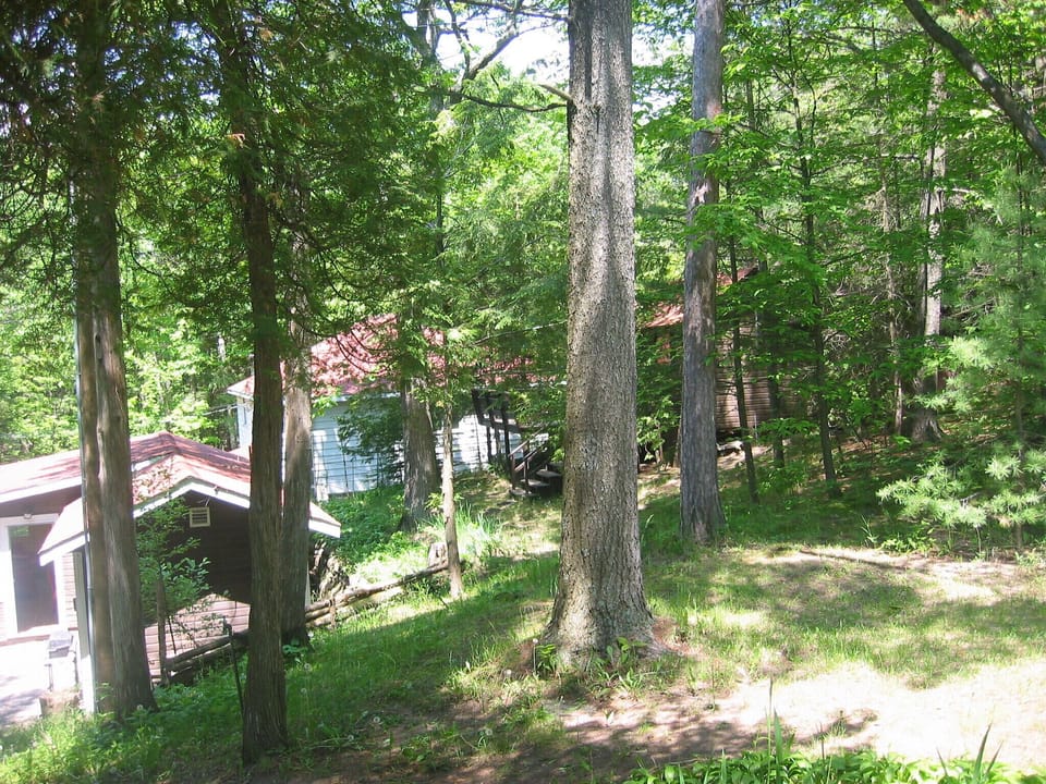 showing proximity of RnR to other cabins
