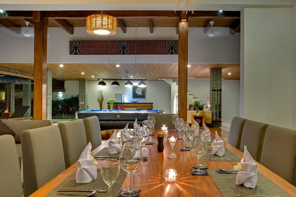 Private 6BR Villa by the beach,Seminyak