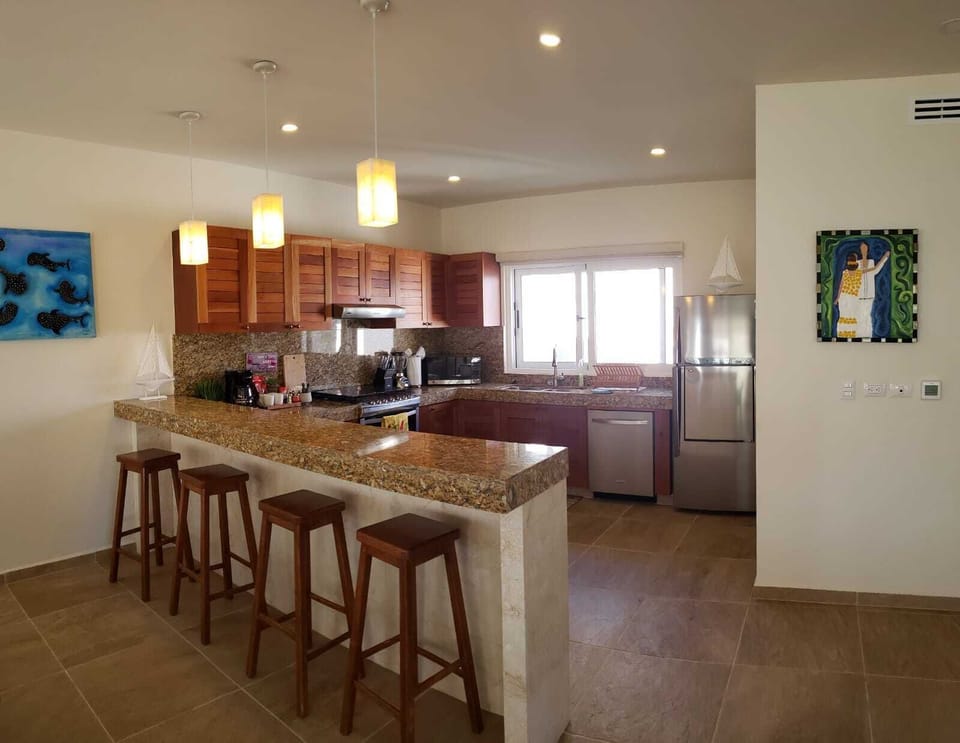 Fully equipped kitchen