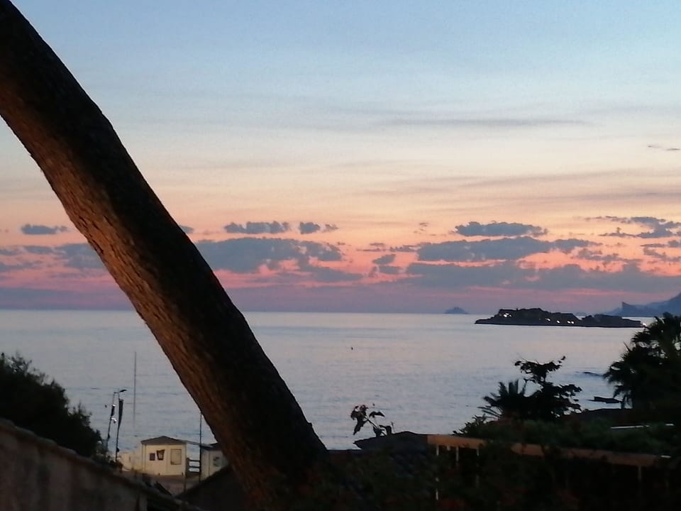Beach/ocean view