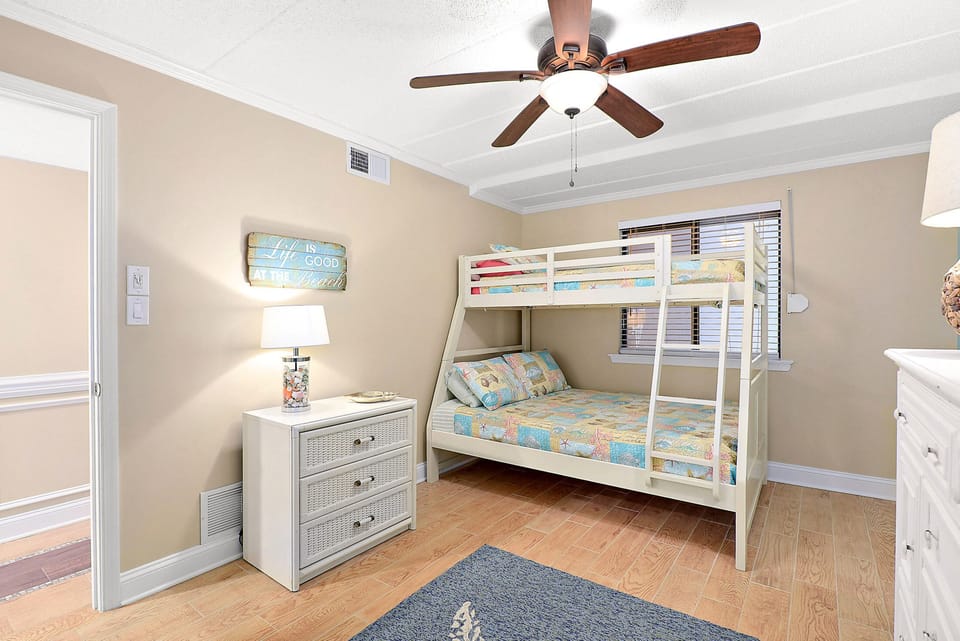 Bedroom 2 with Pyramid Bunk Bed