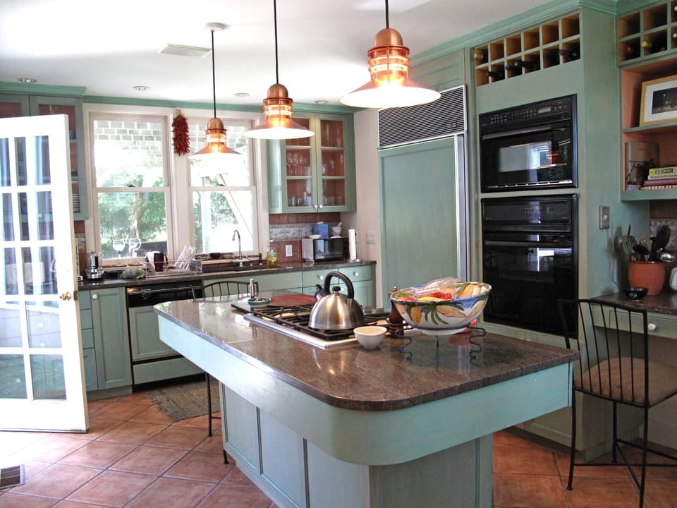2nd view chef's kitchen