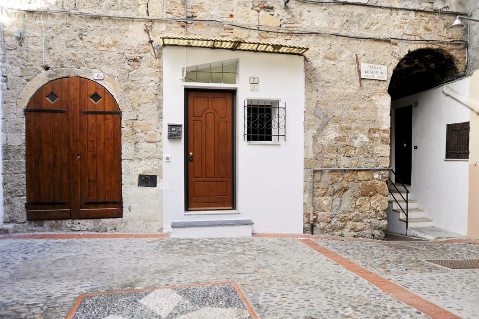 The entrance of the flat