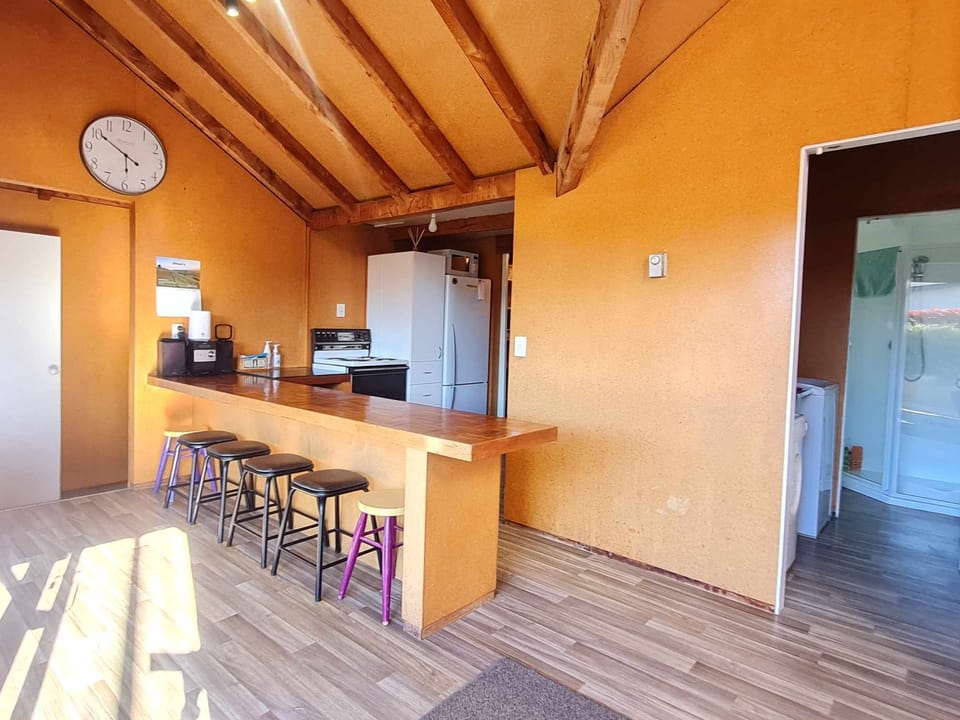 Dining area/kitchen