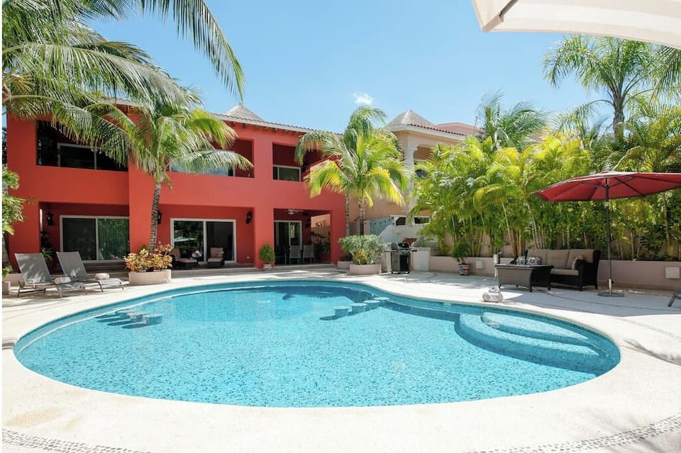 Villa Miramar, Bahia Xcacel, Puerto Aventuras +52 984 806 5245