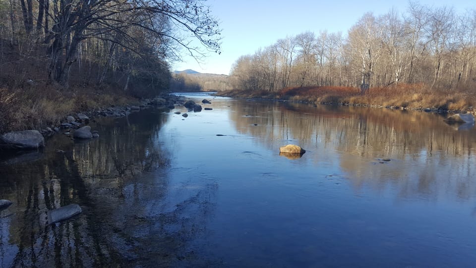 Sandy river. located across the street, can not view from the home. 