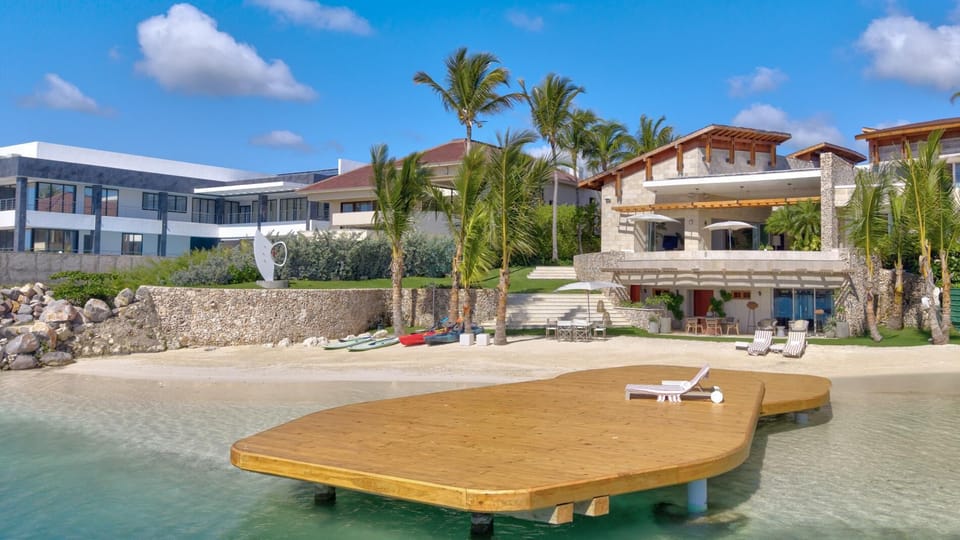 Oceania - Unique Beachfront Villa in Cap Cana (7512)