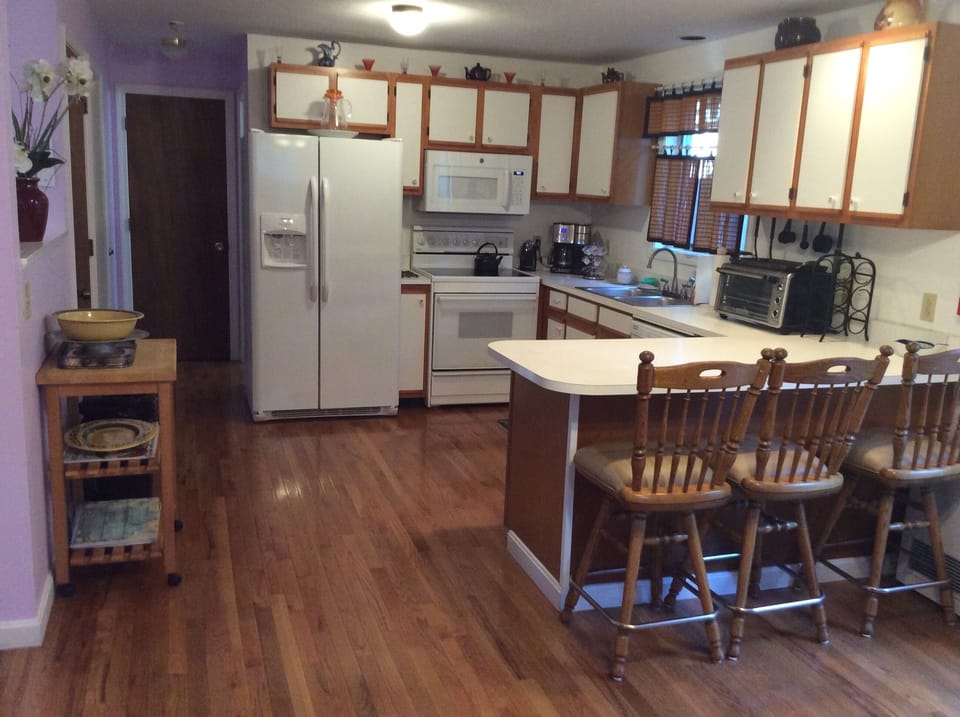 Fully equipped kitchen