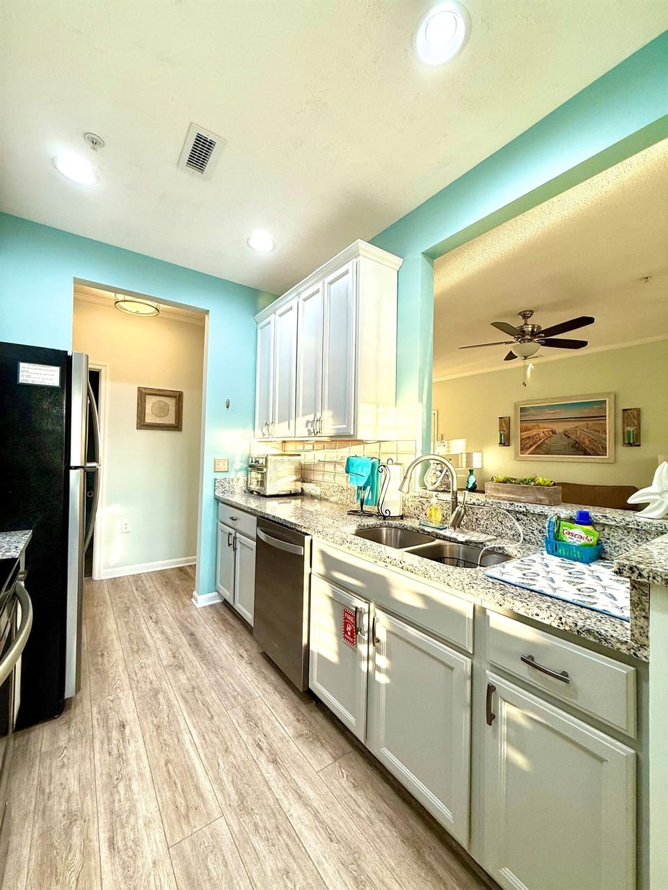 Fully Stocked Kitchen