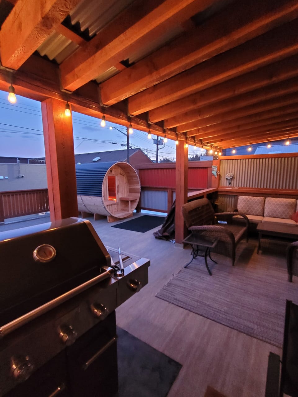 NEW SAUNA ON BACK DECK 🔥