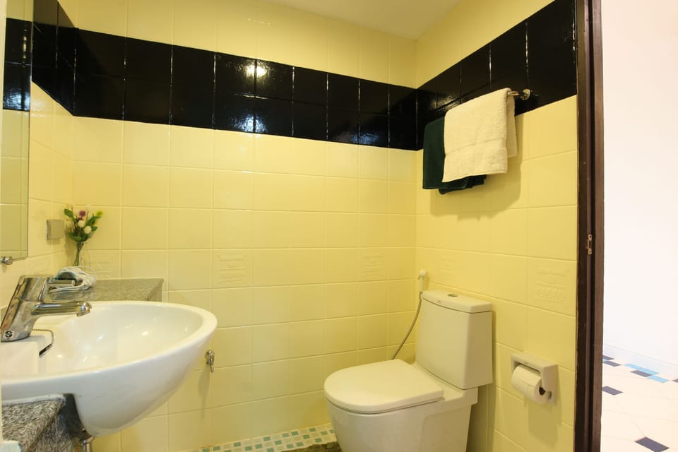 2BR. Spacious, BTS 5 min, Family &amp; Group