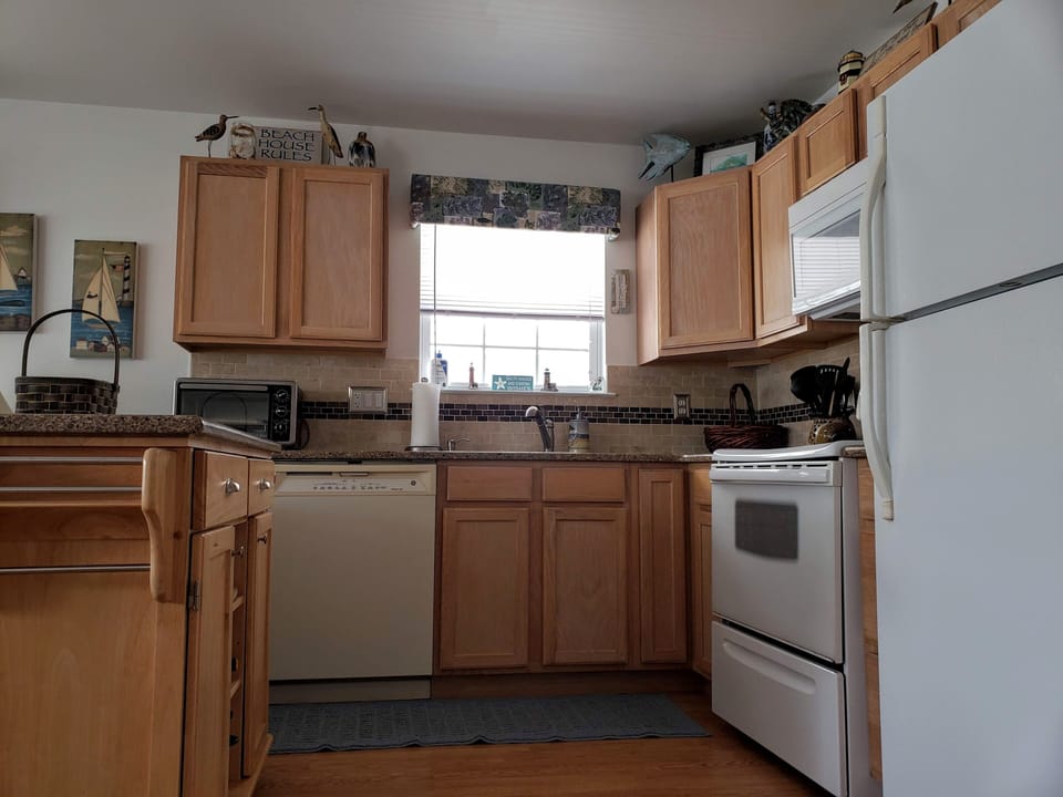 Fully equipped kitchen
