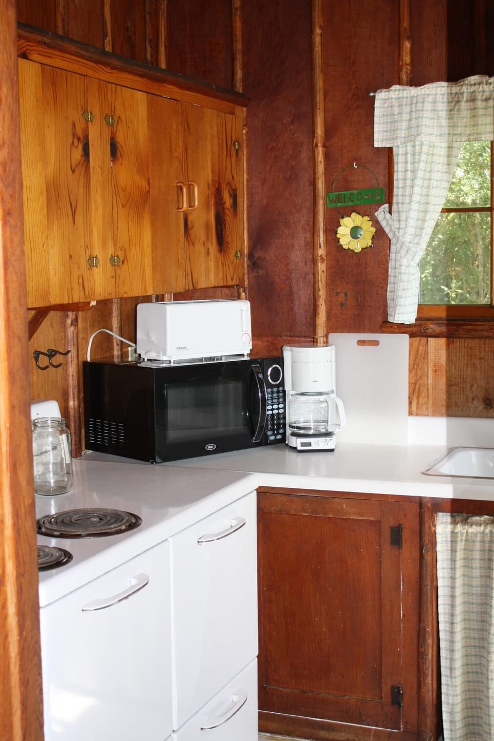 Fully appointed kitchen