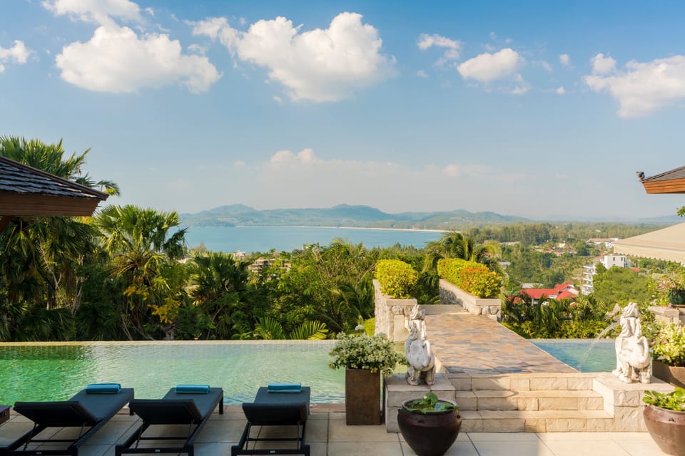 Stunning views over the ocean and Bangtao Bay