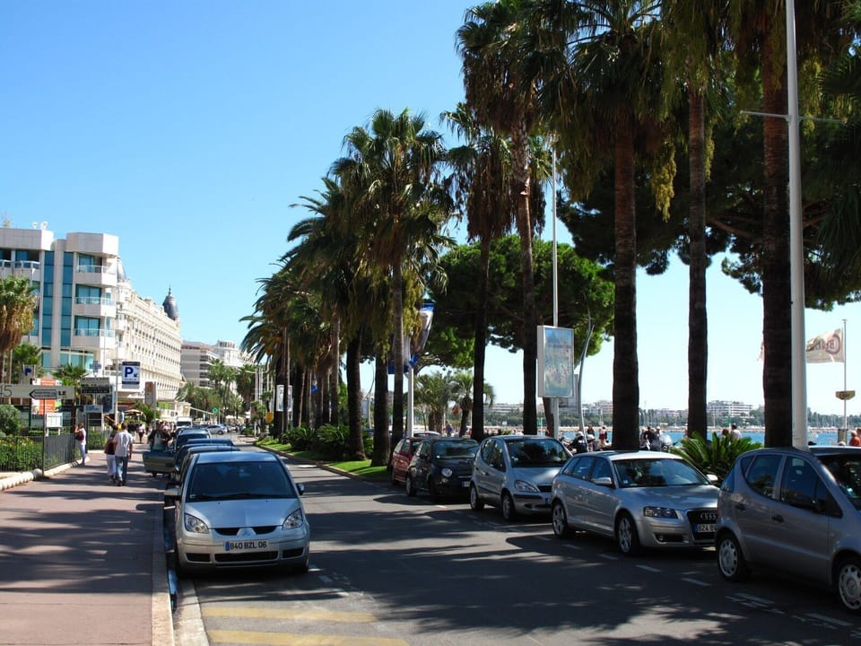 La Croisette, 2 min walk from the apartment