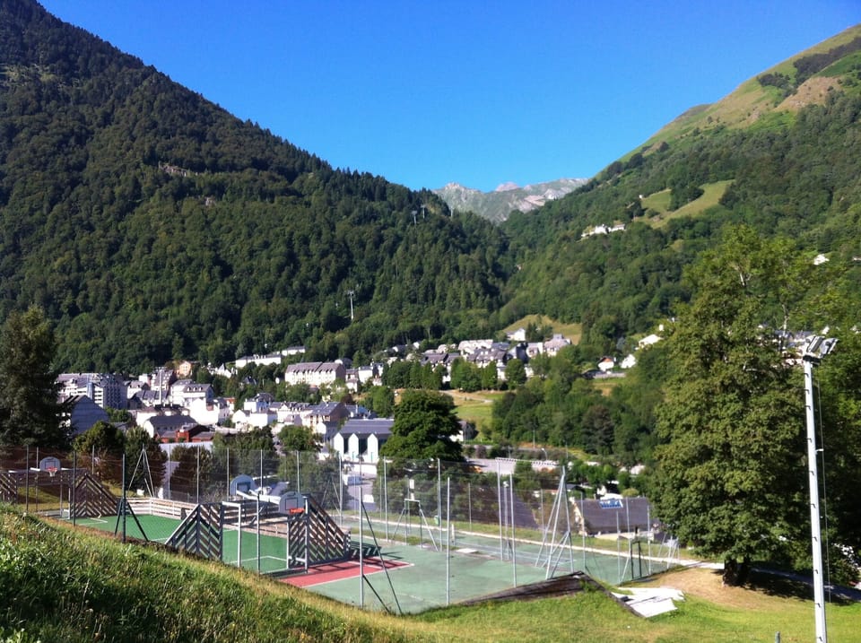 Sport court