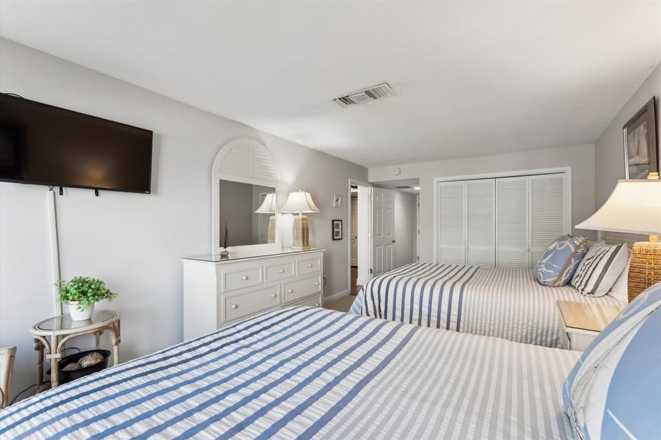 Guest Bedroom at 1900 Beachside Tennis