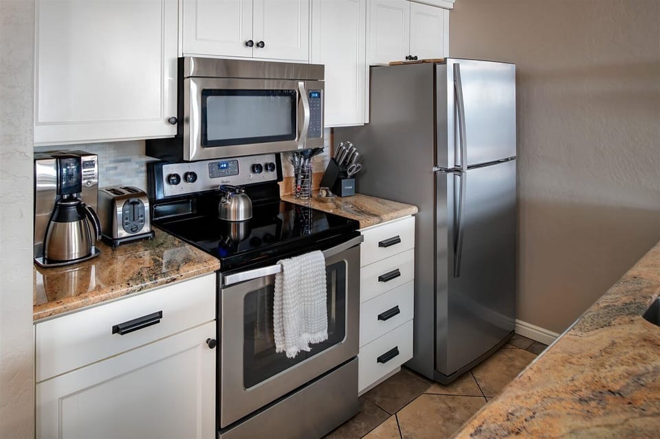Stainless steel appliances and dishwasher