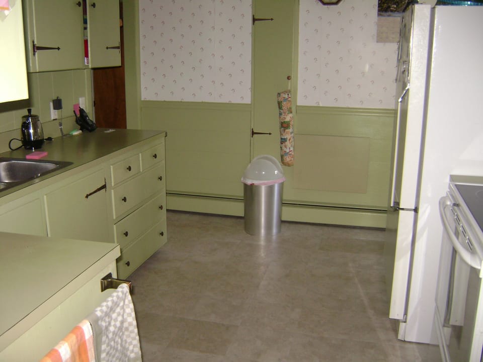 Kitchen viewed from dining room