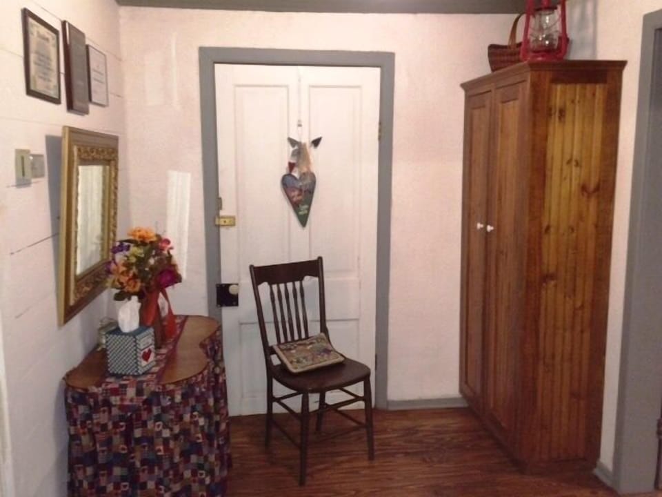 Powder room