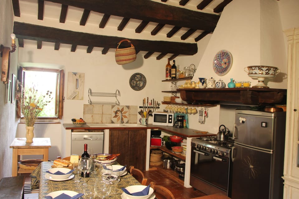 Kitchen (renovated May 2021)