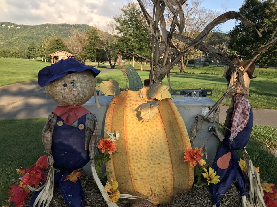 October in Sky Valley
Haybale Trail and Fall Festival