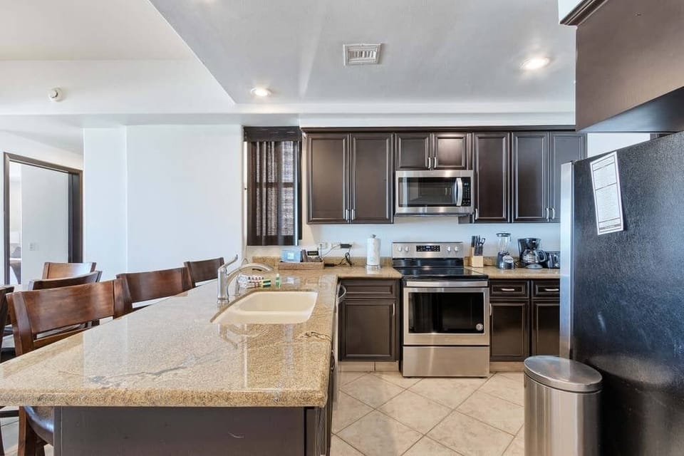 Kitchen (1)