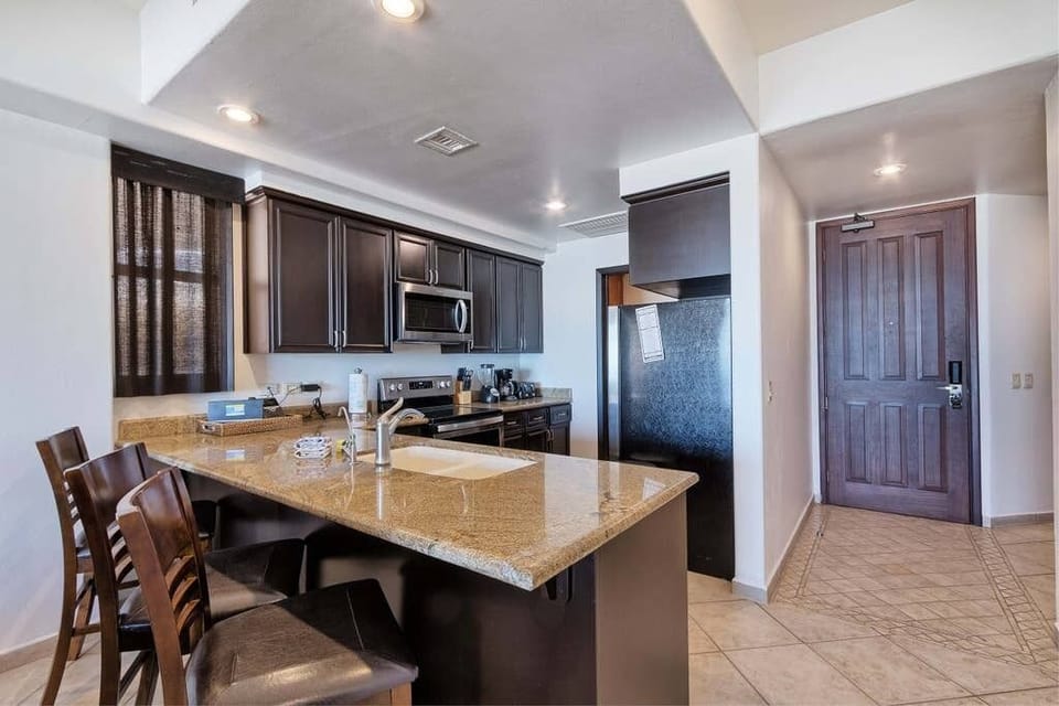 Kitchen (2)