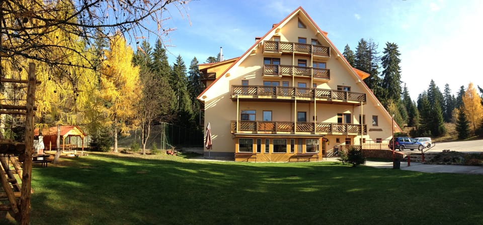 Spiežovec home