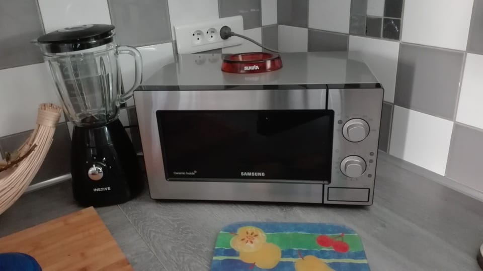 Microwave