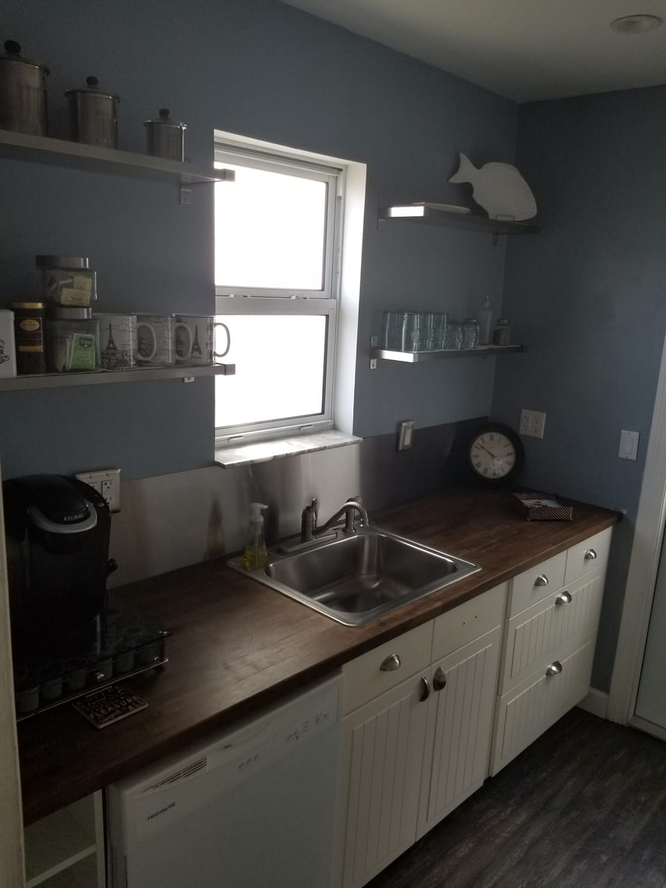 Kitchen fully equipped 
