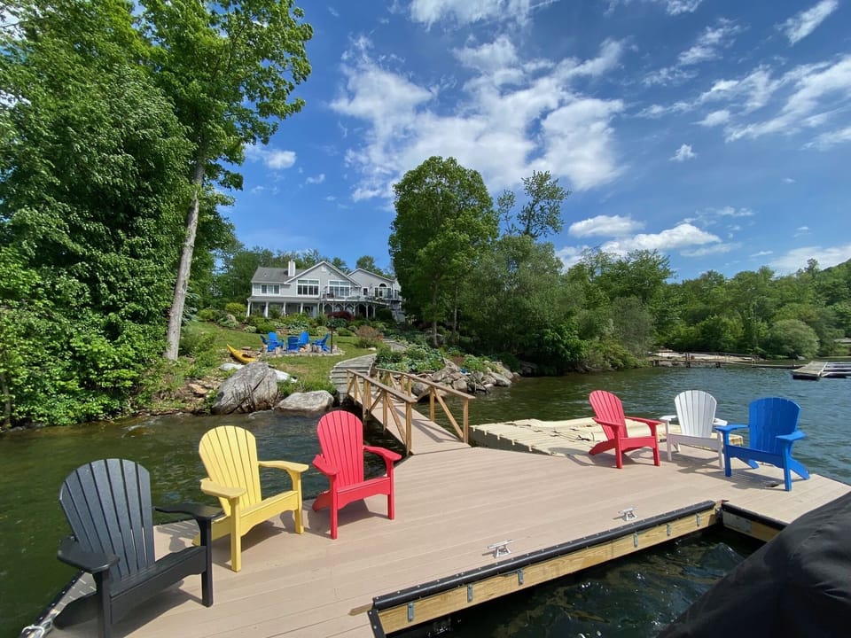 Dock.  There is a slip for renters. 
