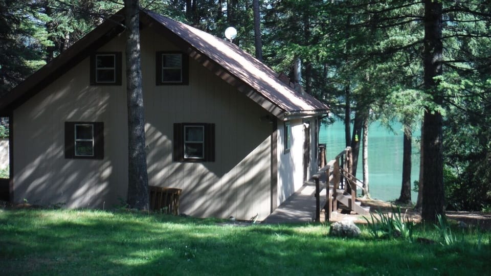 Kokanee Cabin Getaway