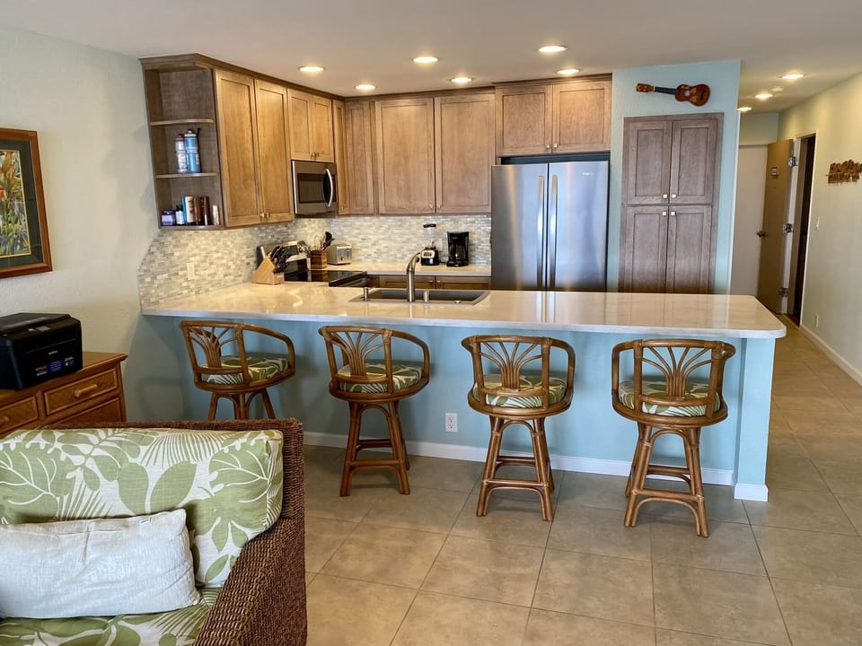 Recently remodeled kitchen with eating bar