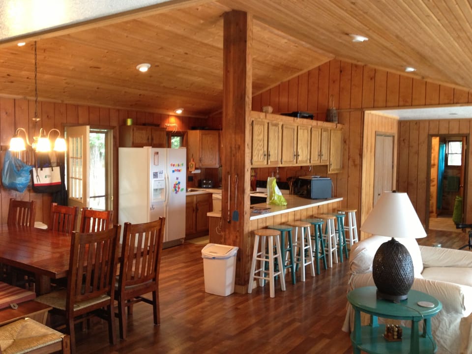 Interior / kitchen / dining