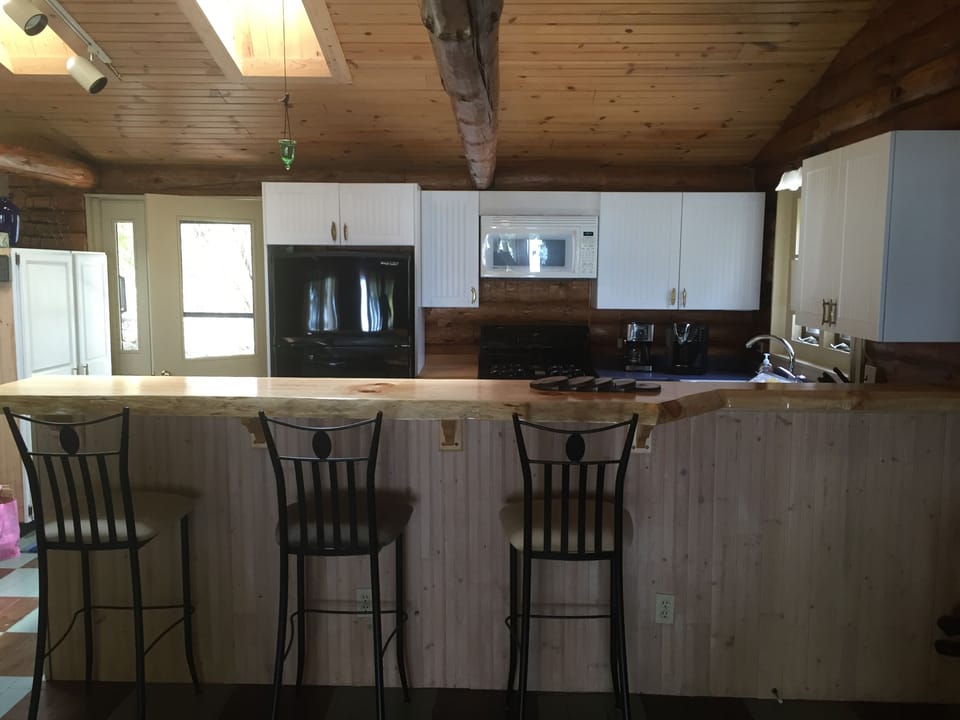 Breakfast bar