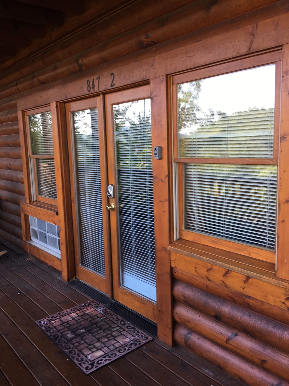 entrance/front door to this unit