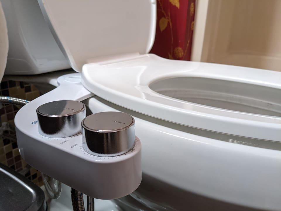 The Dual Temp BIDET with adjustable temperatures, pressures, and dual nozzles 