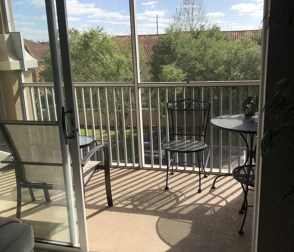 Balcony
