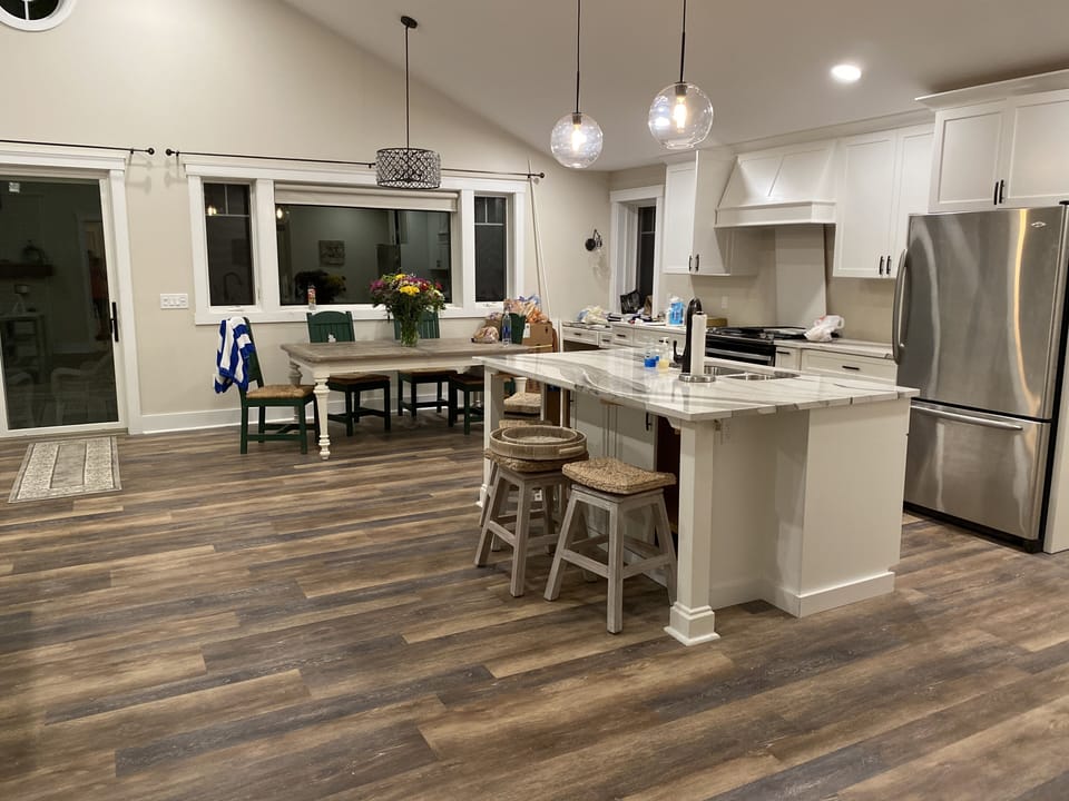 Fully stocked kitchen.