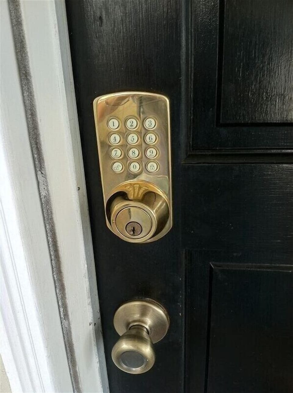 Key less entry makes check in a breeze, no contact or lines.  No keys to lose!