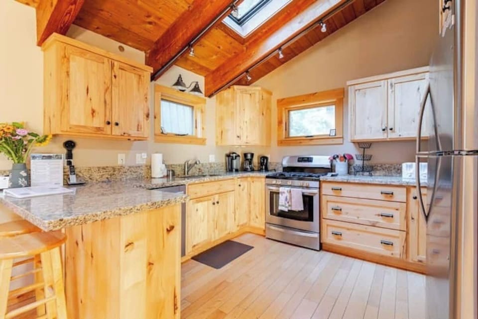 Newly Renovated Kitchen